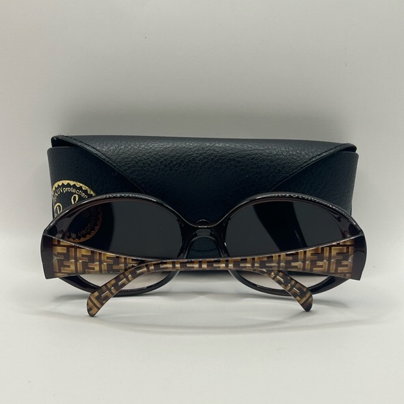 Fendi Sunglasses FS5155K - Picture 5 of 7